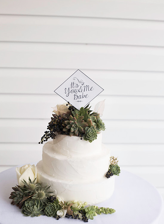 Rustic Wedding Cake Photography by Ivory & Olive