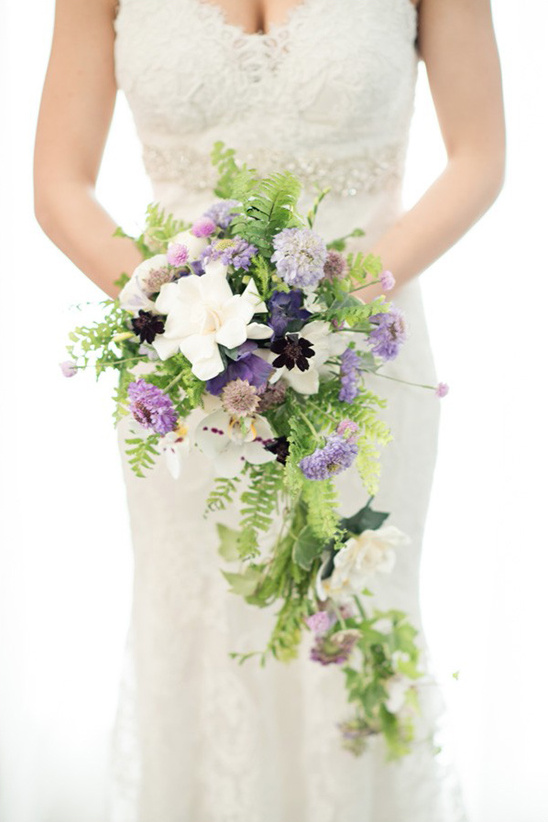 DIY University of Chicago Wedding: Budget-Friendly Decor