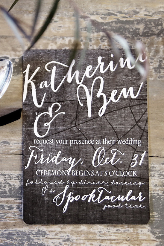 Hauntingly Beautiful Wedding: Rustic Vintage Decor & Poison Apple Recipe