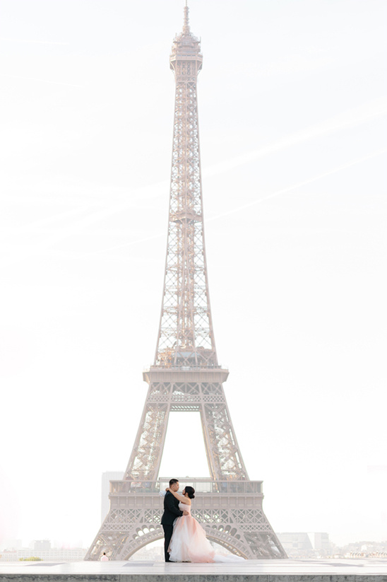 Romantic Vow Renewal at Versailles: A Marie Antoinette-Inspired Celebration