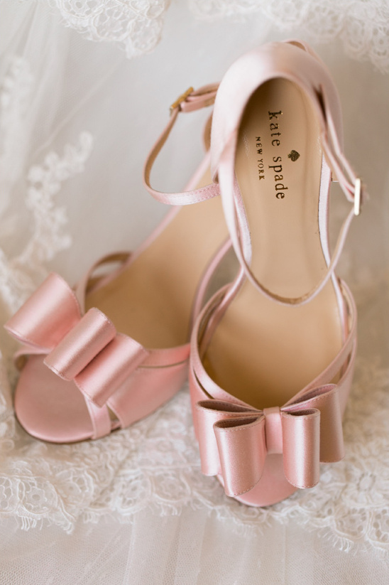 Romantic Purple and Pink Lancaster Wedding: A Dream Come True