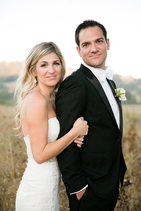 Chic Woods Wedding: Lyndsey & Christopher's Elegant Barn Reception