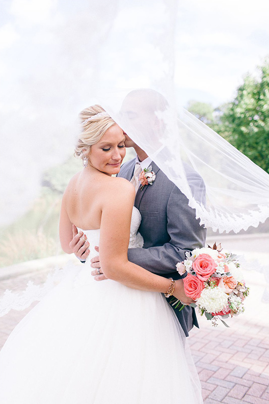 Romantic Rustic Wedding: Caitlyn & Stephen's Day of Love Captured by Nikki Santerre