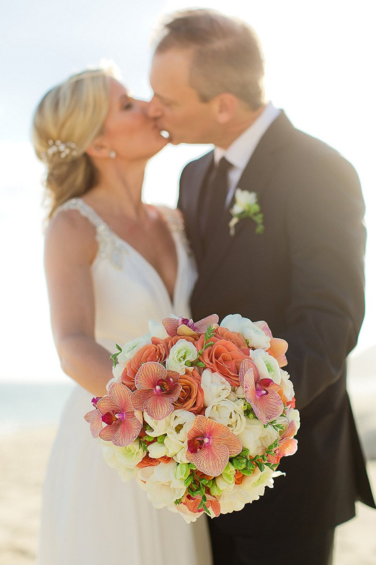 Renew Your Vows: A Romantic 10-Year Anniversary Wedding in Mexico