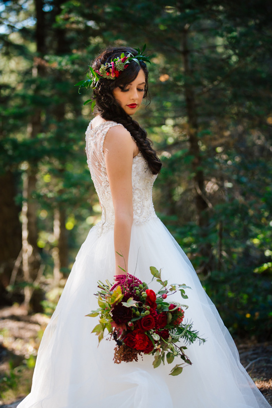 Snow White Wedding: Whimsical Fairytale Inspiration in a Woodland Setting