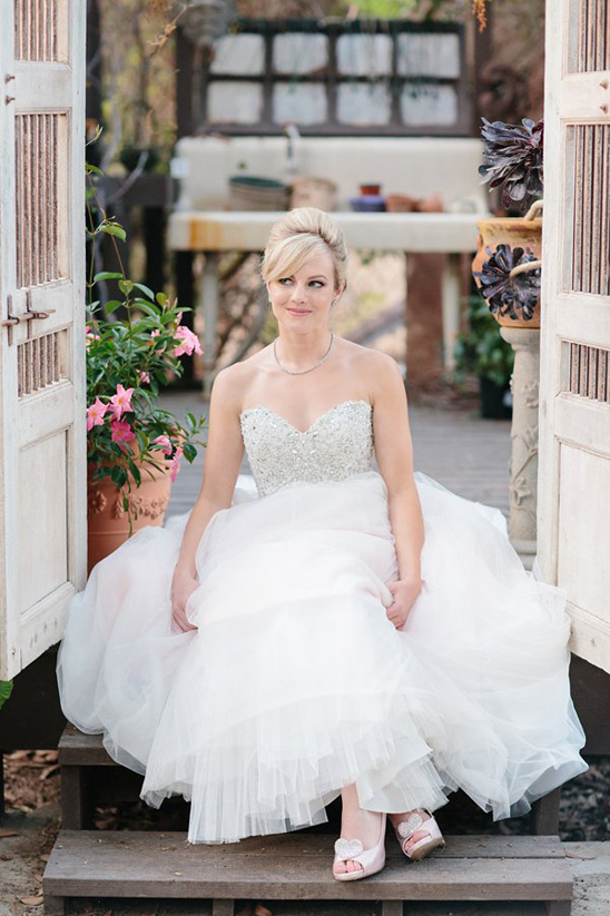 Subdued Alice in Wonderland Wedding: Vintage Charm & Garden Romance