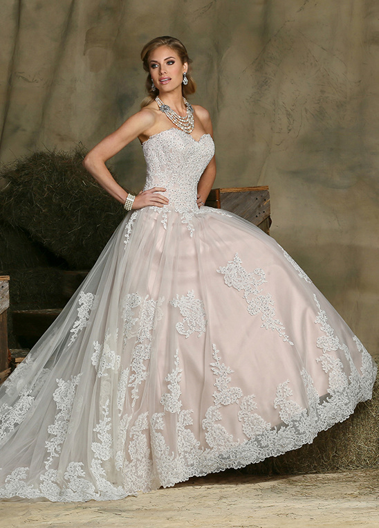 DaVinci Bridal: Affordable Elegant Wedding Gowns
