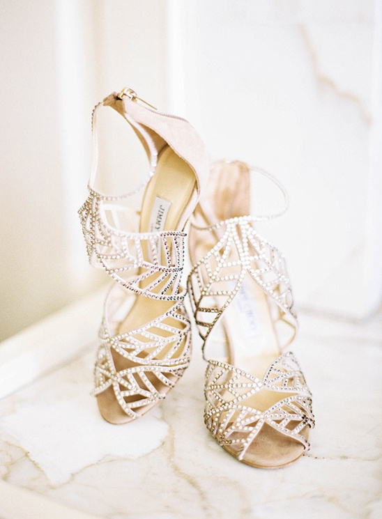Glamorous White Rose Wedding: A Stunning Day of Love and Perfection