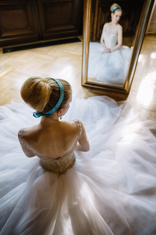 Cinderella-Inspired Wedding: Glamorous & Heartwarming Fairytale Style