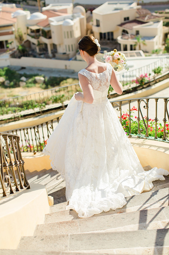Dreamy Cabo Destination Wedding: A Fairytale Romance in Mexico
