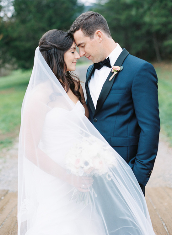 Rustic Southern Wedding: Rain Couldn't Dampen the Romance & Charm!