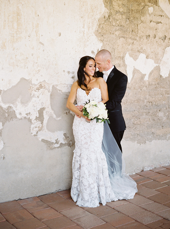 Vintage Romance Wedding at Serra Plaza: Elegant, Rustic & Glamorous