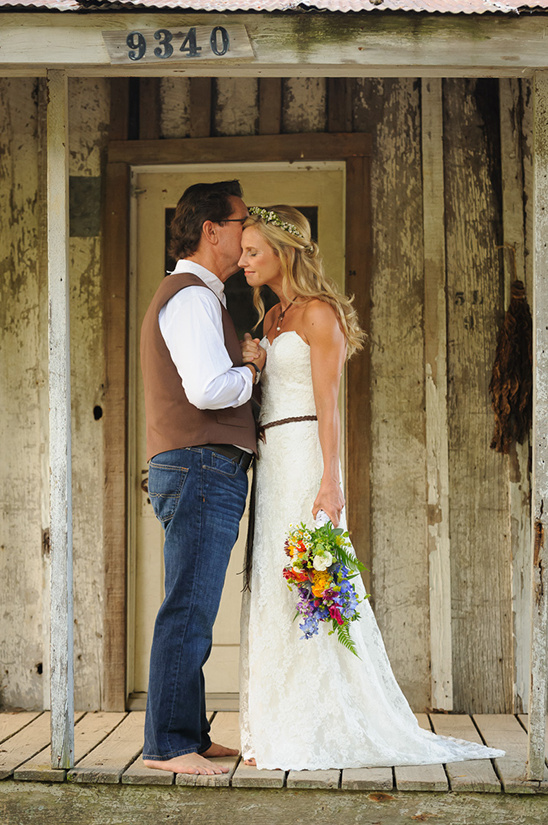 Rustic Wedding: Free-Spirited Charm with Flowers, Brass Band & Soulful Vibe