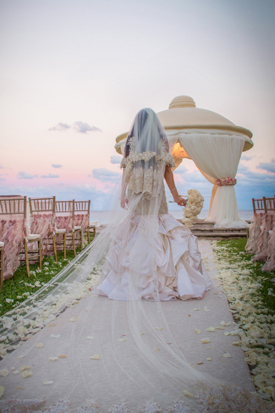 Glamorous Destination Weddings in Caribbean, Bahamas & Mexico by Romantique