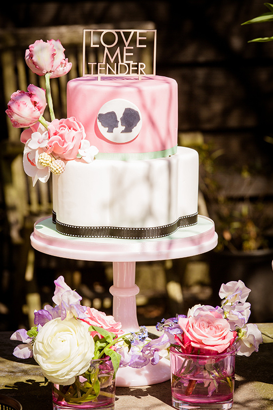 Elvis Wedding Inspired: Romantic & Bold Shoot with Spring Pastels