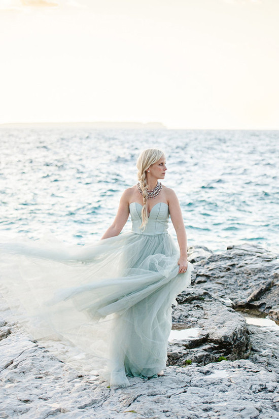 Dreamy Tobermory First Anniversary Photoshoot by the Beach