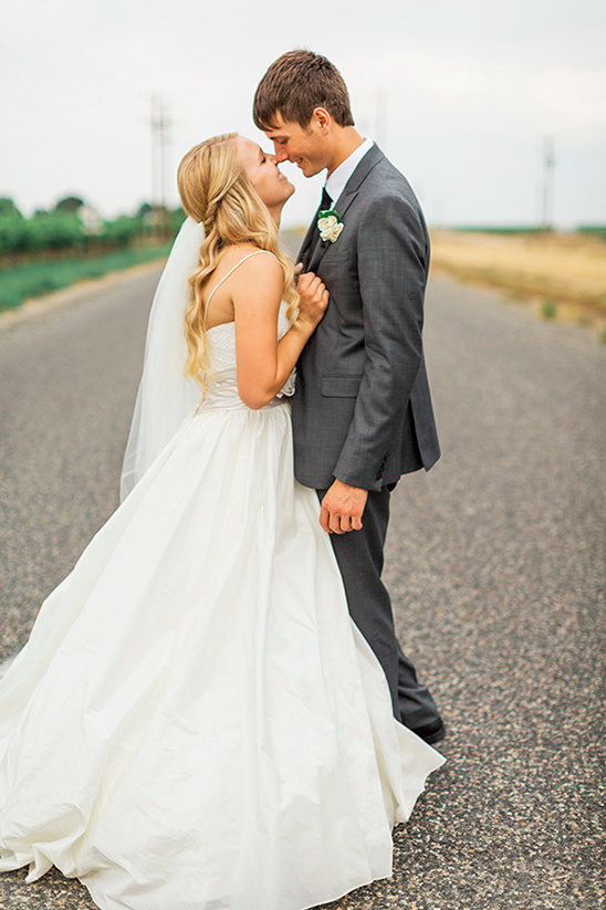Elegant Backyard Wedding at the Filburn Residence: Anna & Max