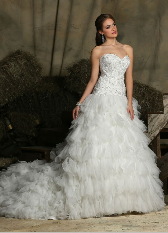 DaVinci Bridal: Fluffy Fit and Flare Wedding Dress for Curves