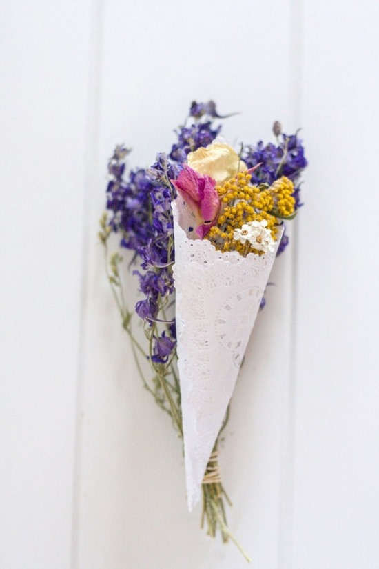 Eco-Friendly Wedding Flower Confetti & Lavender by Flowerfetti
