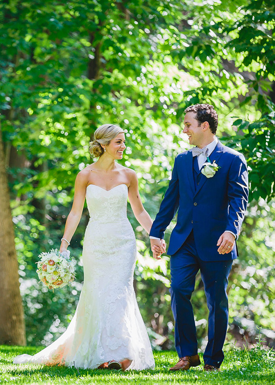 Rustic Chic Moonstone Manor Wedding with Cupcake Truck