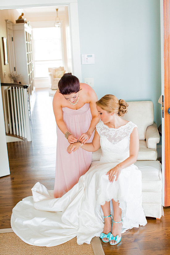 Southern Charm: A Preppy White Chapel Wedding with Seersucker Details