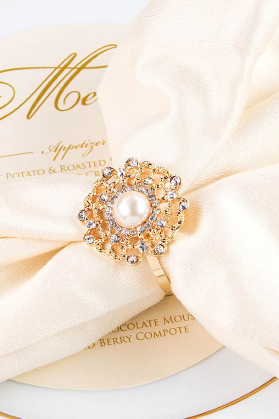 Add Sparkle to Your Wedding with Totally Dazzled Rhinestone Products