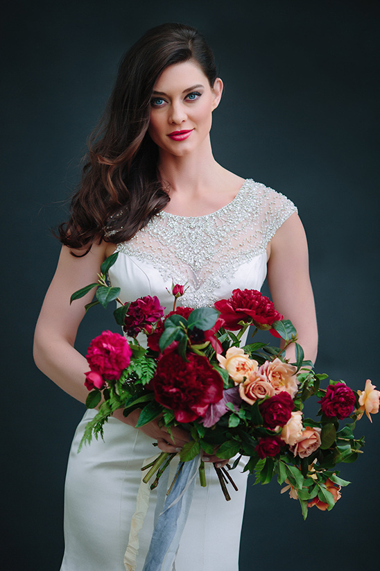 Elegant Fall & Winter Wedding Ideas: Dark Hues & Luxurious Details