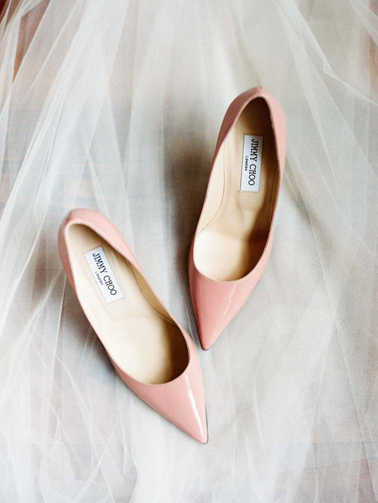 Romantic Colorado Ranch Wedding: Blush, Peach, and Musical Magic!