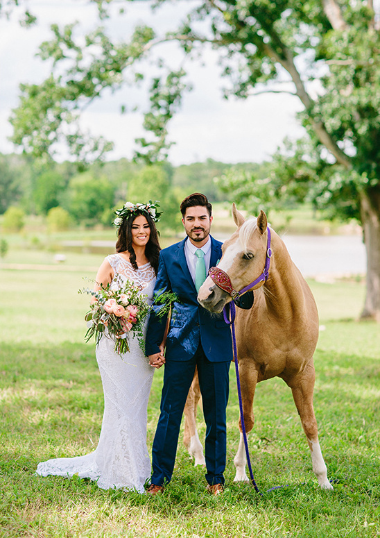 Rustic Farm Wedding: Country Boho Chic DIY Celebration