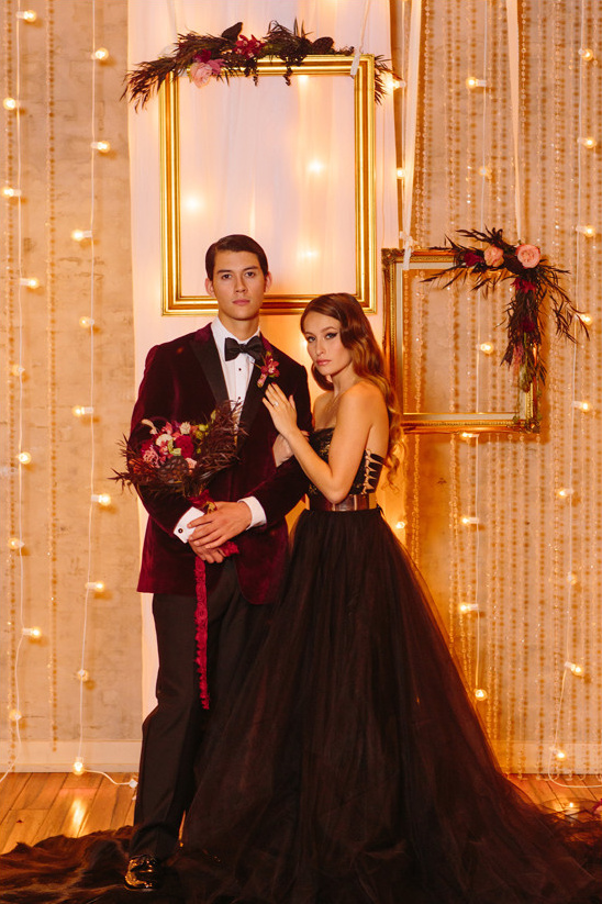 Dark & Romantic: An Edgar Allan Poe Inspired Wedding with Glamour