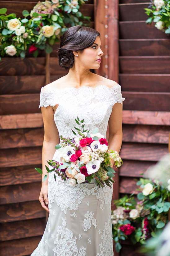 Urban Fall Wedding with Jewel Tones: Romantic Rustic Meets Modern Elegance