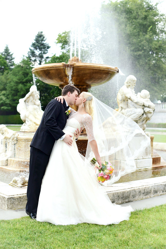 Glamorous Gold Vintage Wedding: See Every Fabulous Detail!