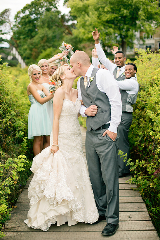 Mint & Yellow Beach Wedding: Simple, Sweet & Budget-Friendly