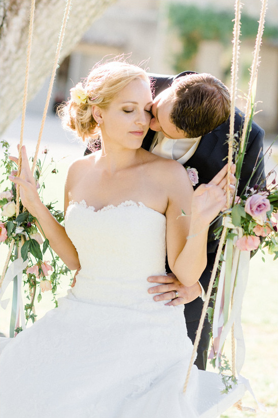 Provence Garden Wedding: Roy & Eelke's Intimate Summer Romance