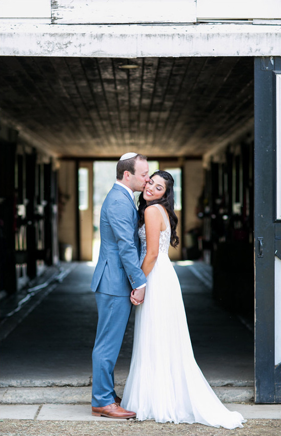 Rustic Chic Wedding: Liat & Ari's Romantic Country Celebration