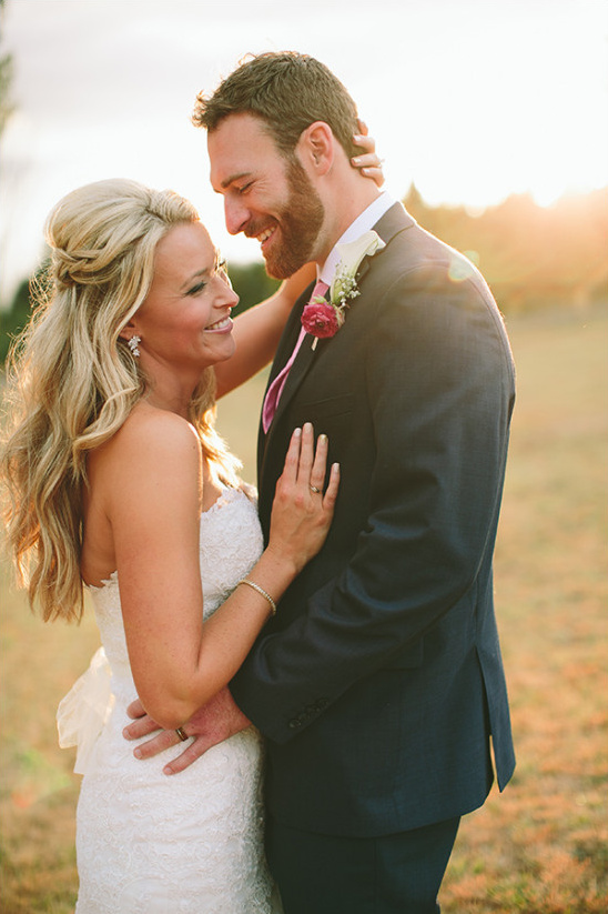 Northwest Love Story: A Pretty Pink Ranch Wedding in Oregon