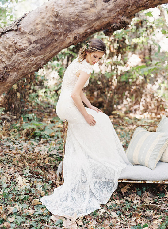 Boho Wedding Inspiration & Lighting: 4 Romantic Bridal Styles