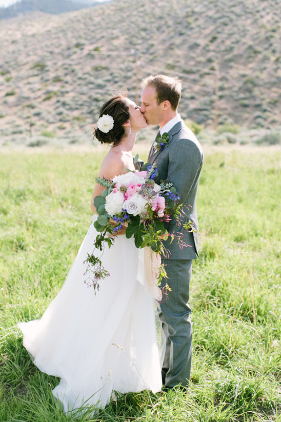 Elegant Nevada Ranch Wedding: Country Chic Romance