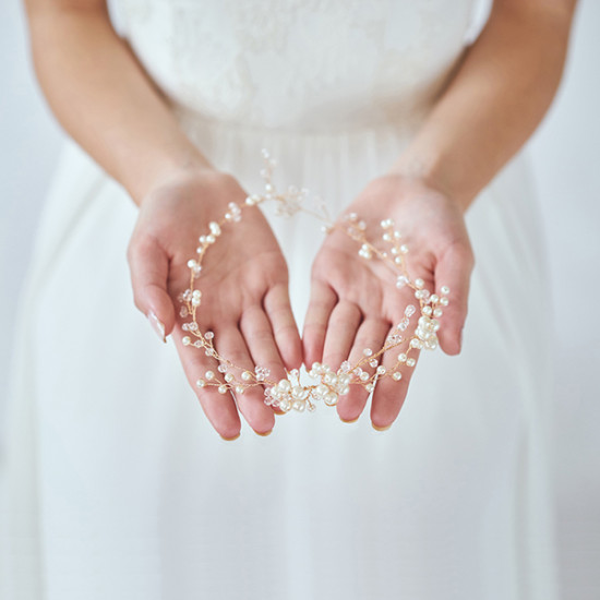 Davie & Chiyo: Dreamy Bridal & Bridesmaid Accessories Collection
