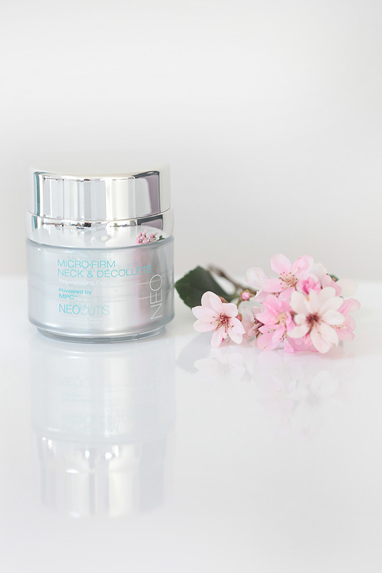 NeoCutis MICRO FIRM: Rejuvenate Neck & Decollete Skin