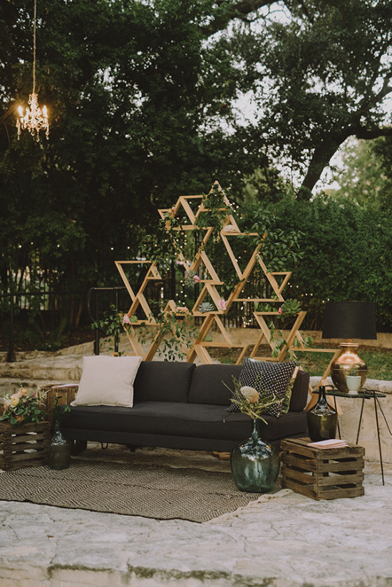Austin Desert Chic Wedding: Sloan & Rocky's Stylish Celebration