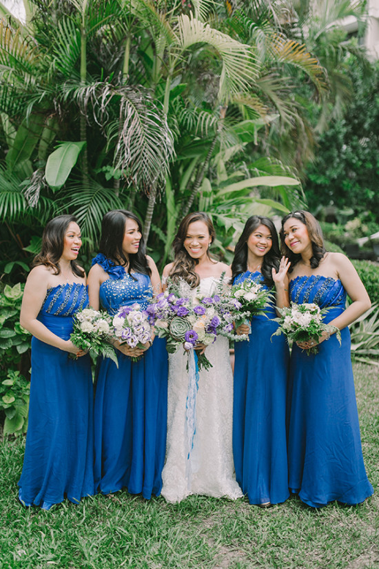 One-Week Royal Blue Beach Wedding: An Impressive Feat!