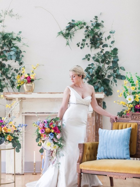 Colorful DC vow renewal shoot with Simply Breathe Events