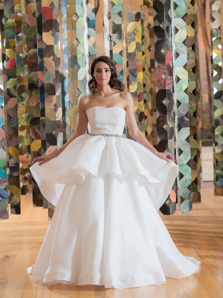 Vintage Glam Wedding: Haute Couture & Eclectic Style