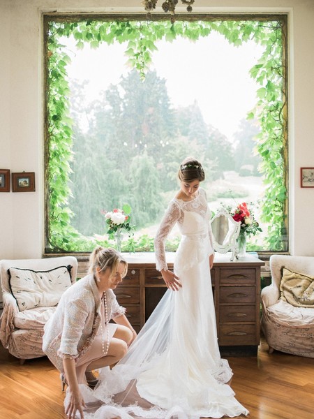 Romantic Italian Garden Wedding with Burgundy and Blush Blooms