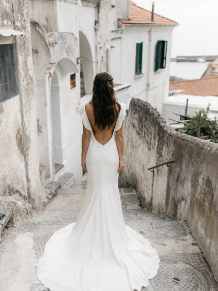 Tara Lauren Wedding Dresses: Alternative Bridal Gowns of 2017