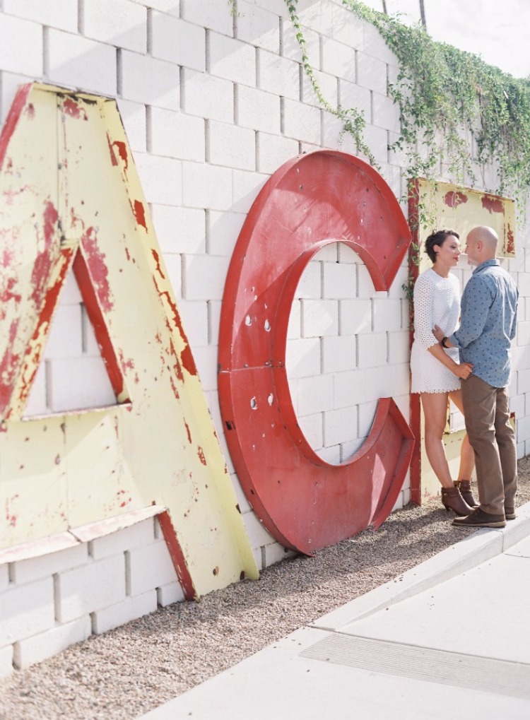 Palm Springs Engagement: Dreamy Desert Shoot & Love Story!