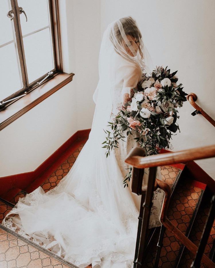 Emma Hopp's Stunning Wedding Photography Inspires Bridal Bliss