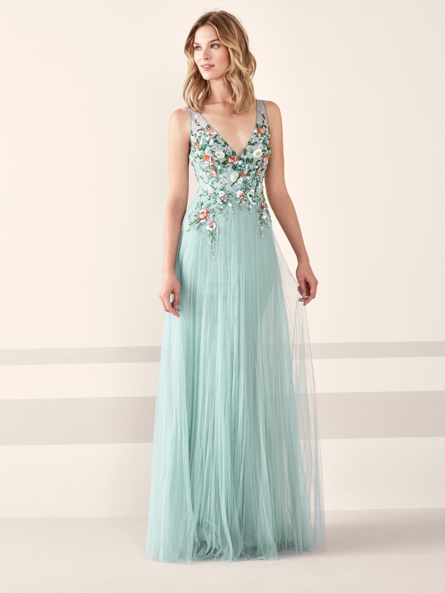 Pronovias Cocktail 2019: Stunning Dresses for Wedding Guests