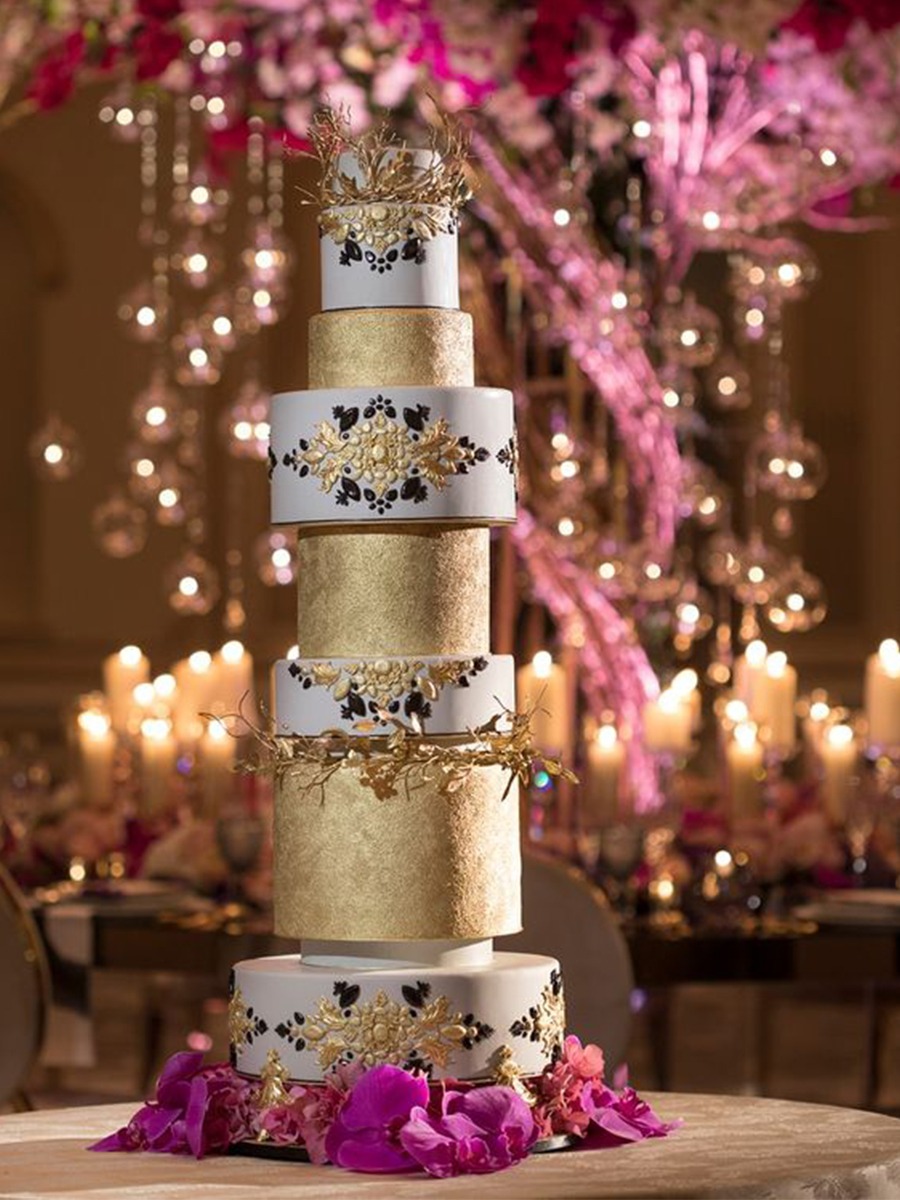 20 Stunning Wedding Cakes to Inspire Your Big Day: Find Your Perfect Cake!